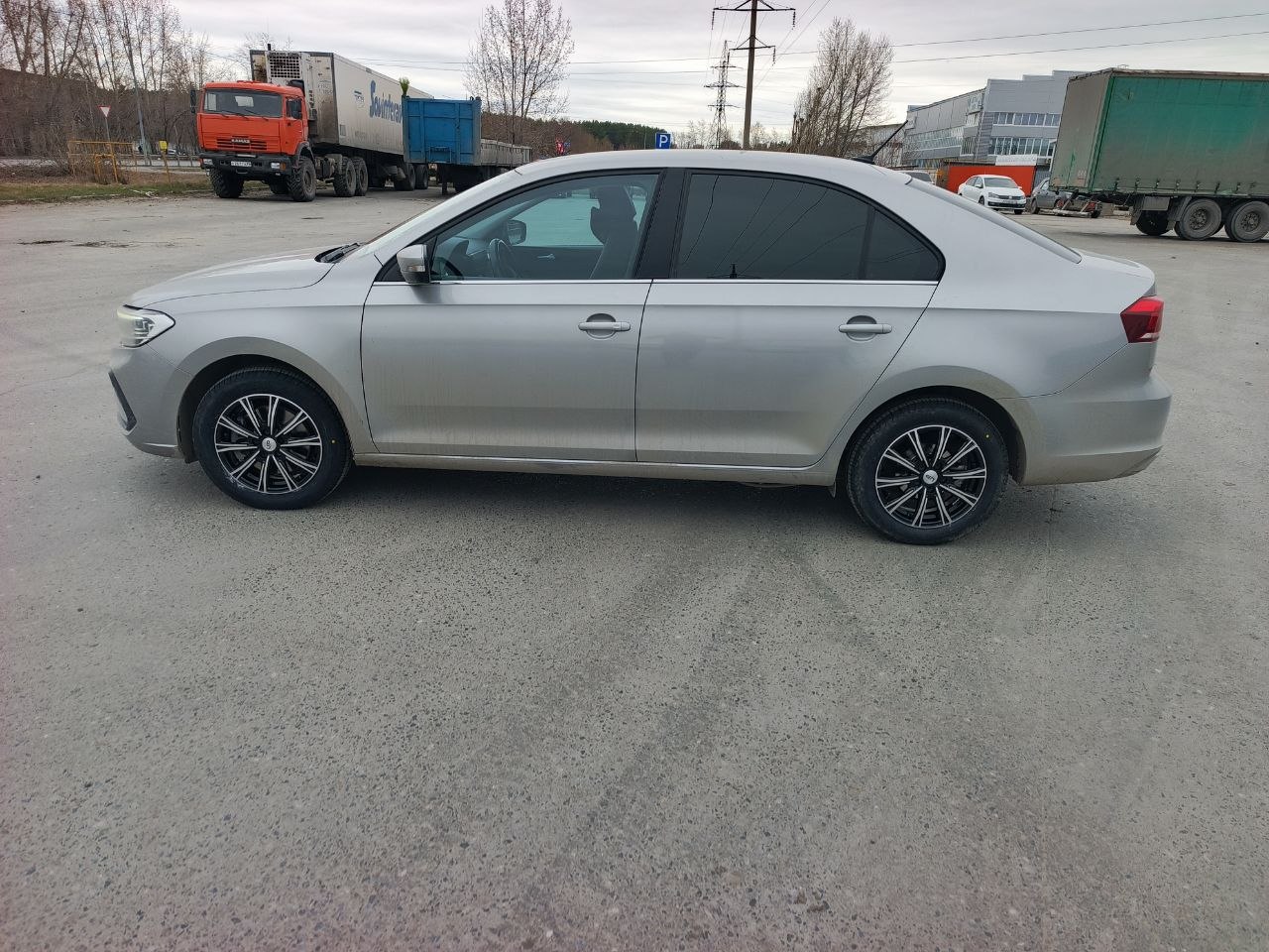 Volkswagen Дениса в профиль